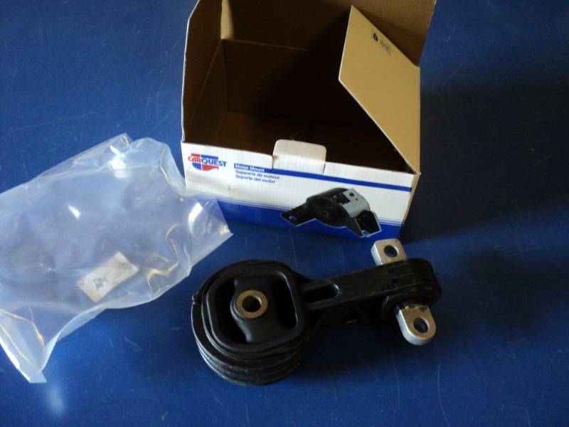 lot 7242 image: (1) Car Quest Motor Mounts 9302
