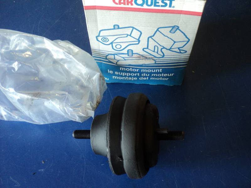 lot 7260 image: (1) Car Quest Motor Mount 2696, Ford Tempo 1986-1994, Mercury Topaz 1986-1994, Mercury Topaz 1988-1990