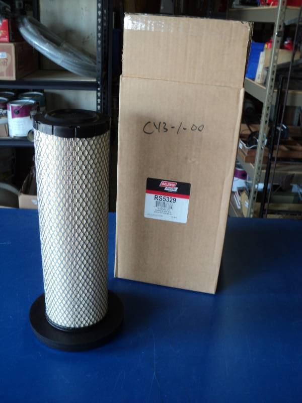 lot 7281 image: (1) Baldwin Filter RS5329