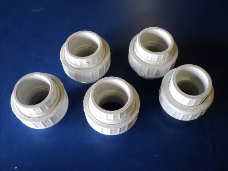 lot 7285 image: (5) ct. lot IPEX 2 ID Connectors 940 PVC 1 F1970 150 PSI 73F
