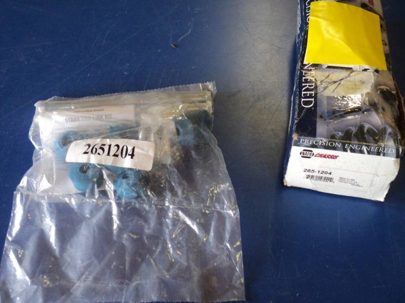 lot 7310 image: Napa Chassis Stabilizer link kit 265-1204