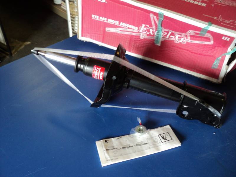 lot 7347 image: (1) KYB Gas Shock Absorber PN 335055 for Subaru Tribeca 2006-2014 Driver Front