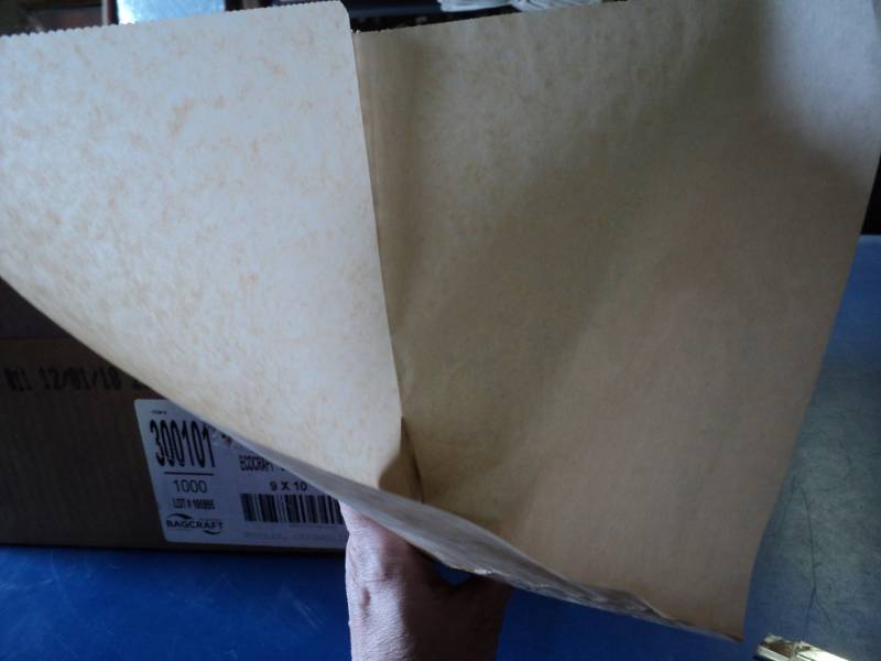 lot 7384 image: (1) box Bag Craft cone Eco-liner  basket liner, 9 x 10, 1000 per box PN 300101