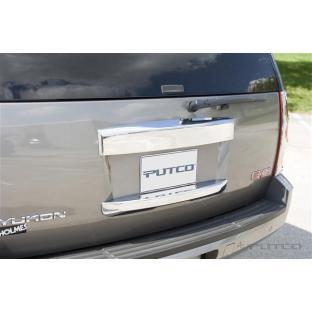 lot 7352 image: (1) 2007 YukonYukon XL Rear hatch Accent (upper), PN 12215, Chrome Finish