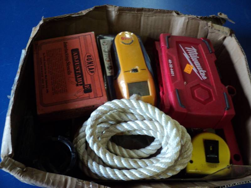 lot 6657 image: (16) ct mixed lot tools tape measure, stud sensor, stencils screw drivers and more