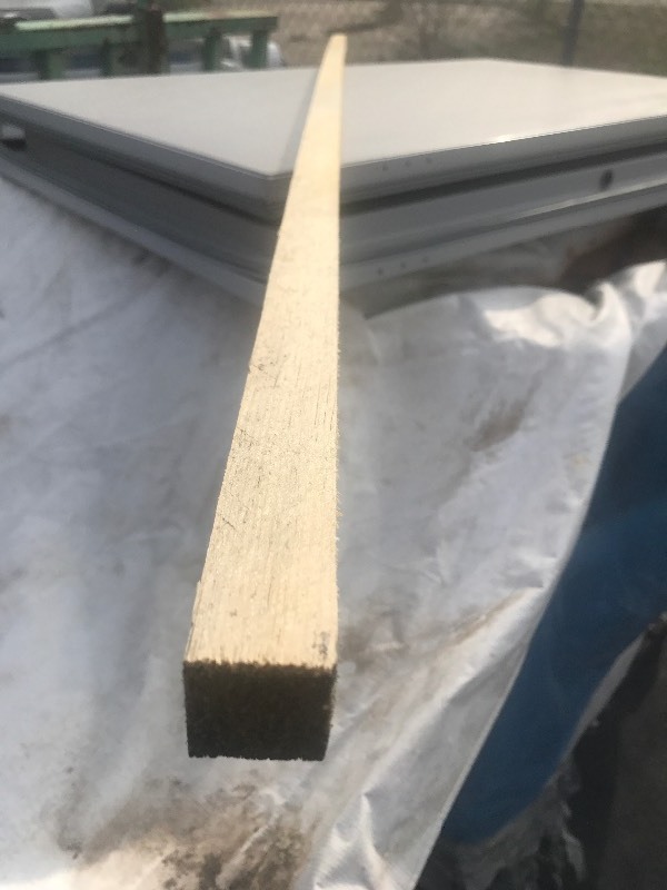 lot 104 image: Lot of 20 sticks of 1 x 1 x 7 wood