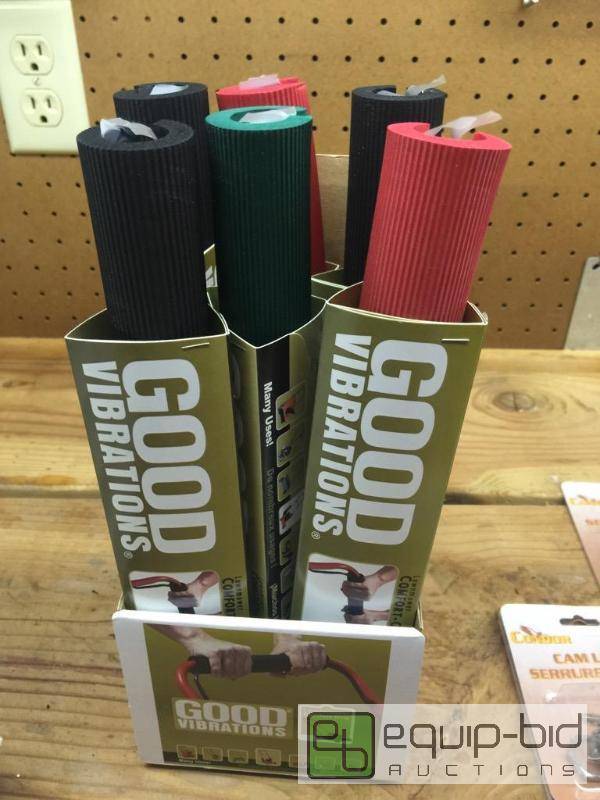 lot 165 image: 12 new lawnmower vibration free handgrips get ready for some
