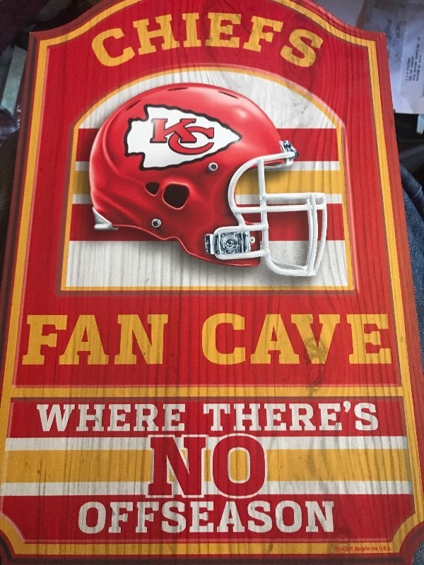 lot 175 image: A must for the man cave Chiefs fan cave plaque 24 x 14