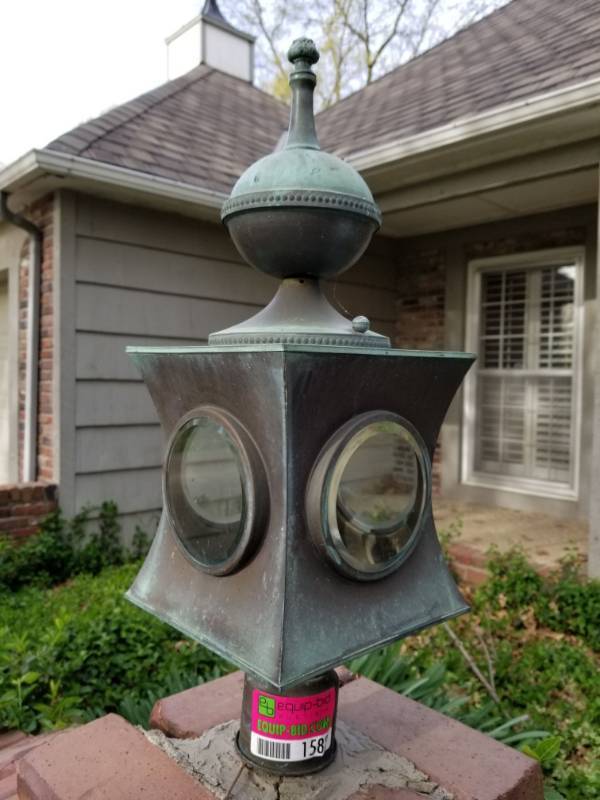 lot 1582 image: Antique Outdoor Lights