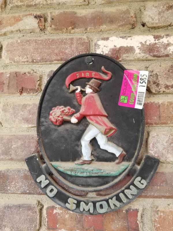 lot 1585 image: No Smoking Sign