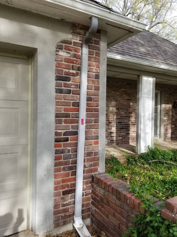 lot 1590 image: Guttering On Entire House