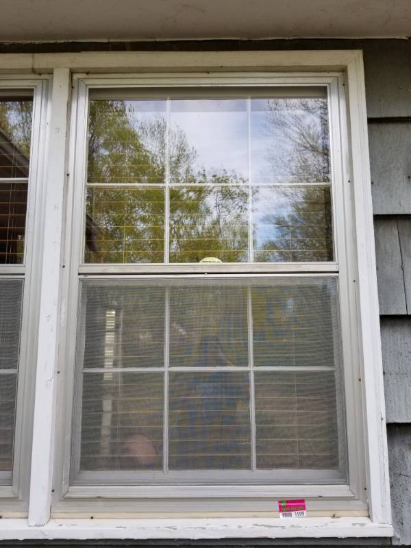 lot 1599 image: Storm Window
