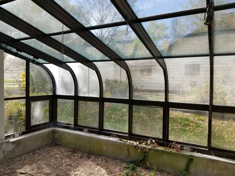 lot 1610 image: Entire Sunroom