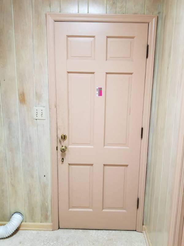 lot 1617 image: Wood Door