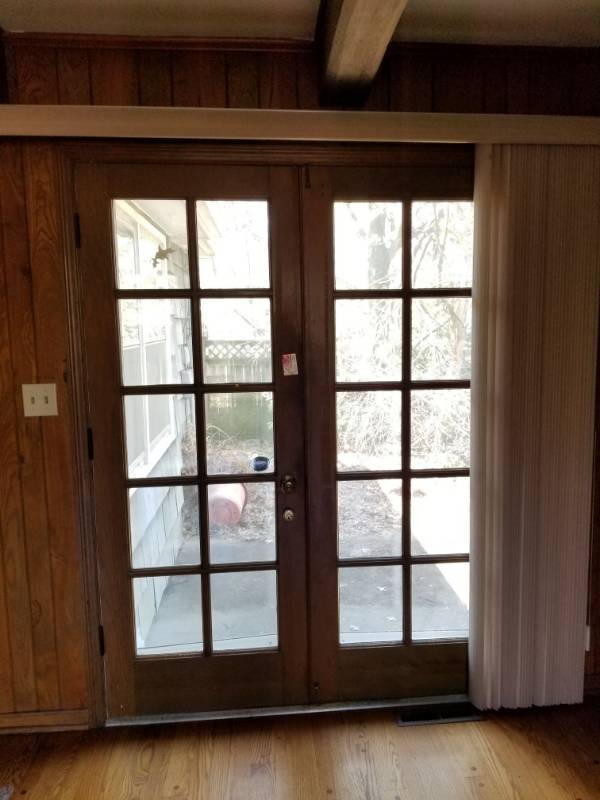 lot 1634 image: Interior French Doors
