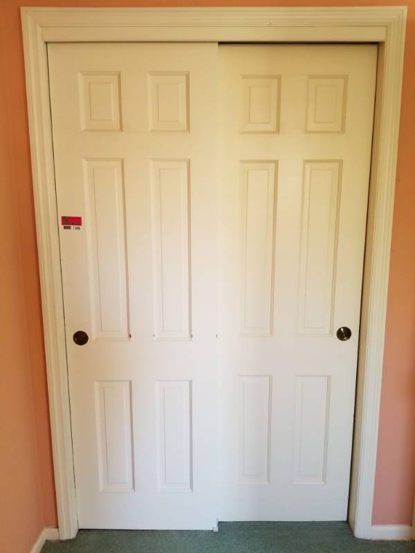 lot 1666 image: Closet Doors and Shelves