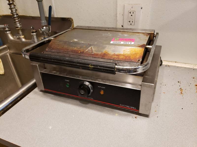 lot 19 image: Panini Grill Model- PG2GG-120