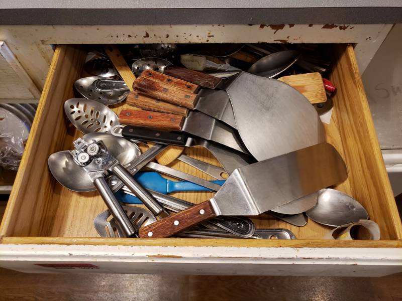 lot 23 image: Various Spatulas, Mixing Spoons and More