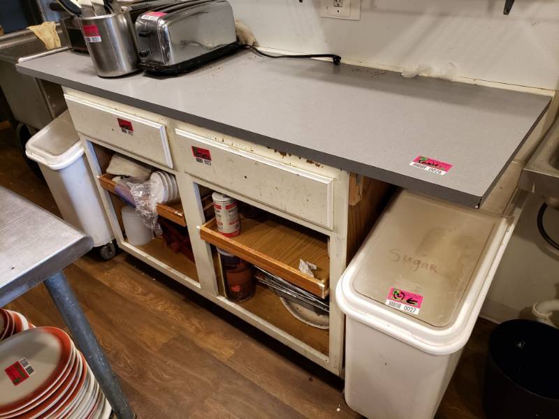 lot 26 image: Prep Table with Drawers and lower compartments