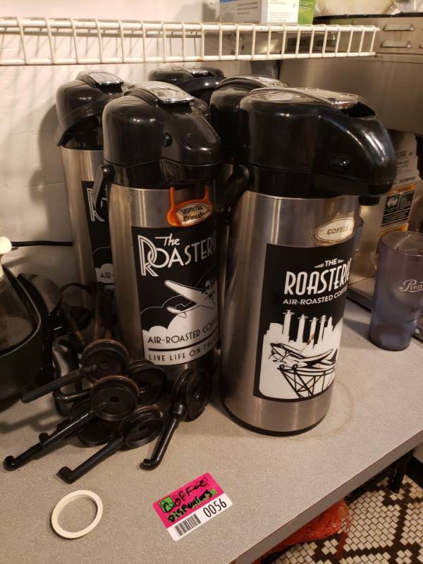 lot 56 image: (5) 2.5L Coffee Dispensers