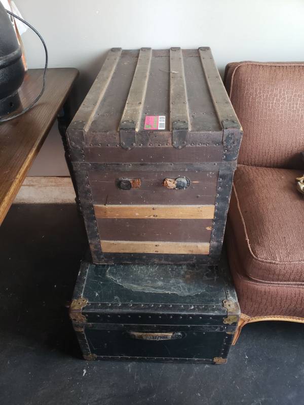 lot 108 image: Antique Chests