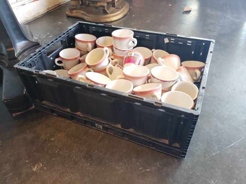 lot 152 image: Box of Ceramic Vintage&nbspMugs