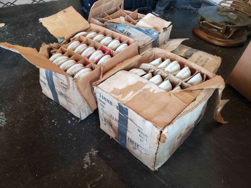 lot 153 image: Vintage&nbspBowls and Mugs