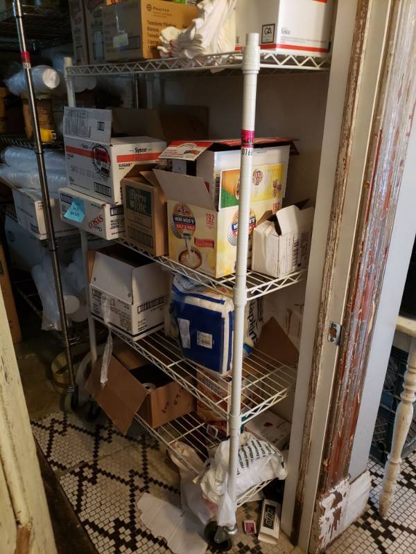 lot 168 image: 4 Tier white Metal Kitchen Rack on Wheels