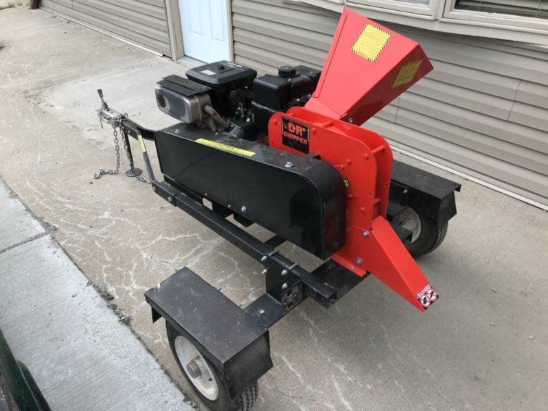 18HP DR TOWABLE CHIPPER MODEL C18-CHP Purchased last year used one time ...