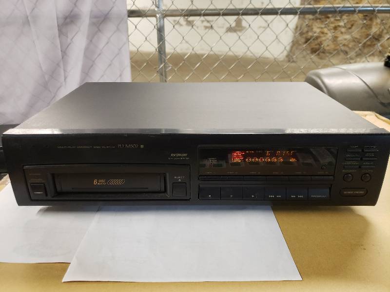lot 10252 image: Pioneer 6 disk multi play compact disk player