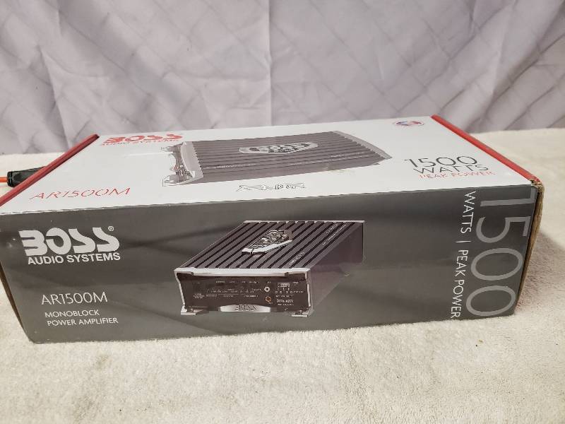 lot 10238 image: BOSS Car Stereo Amplifier.