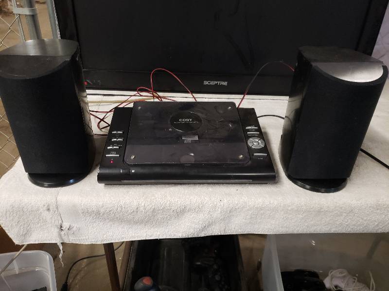 lot 10282 image: Colby Counter Top CD Player
