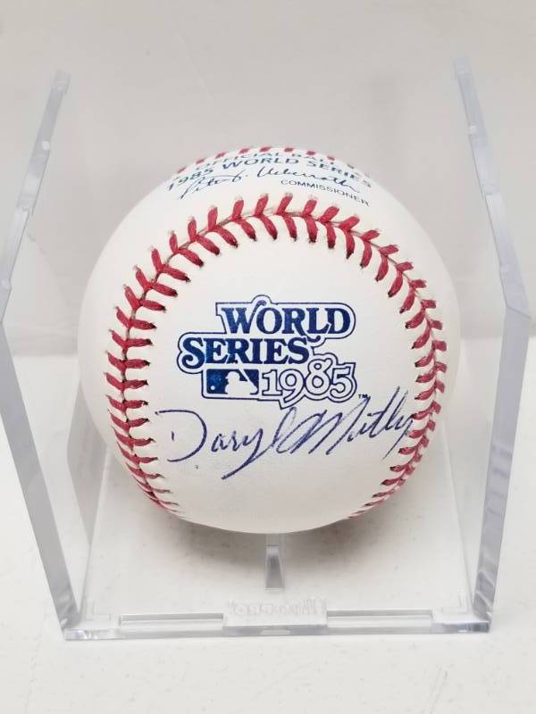 lot 1225 image: Darryl Motley Autographed Rawlings Official 1985 World Series Baseball w MLB COA