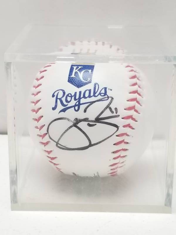 lot 1229 image: Jeremy Guthrie Autographed Rawlings Official Major League Kansas City Royals Logo Baseball w COA
