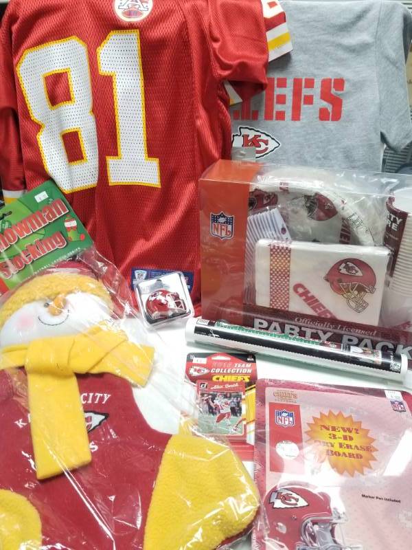 lot 1280 image: Kansas City Chiefs Super Fanatic Official NFL Merchandise Lot w T-Shirt Banner Jersey Cards