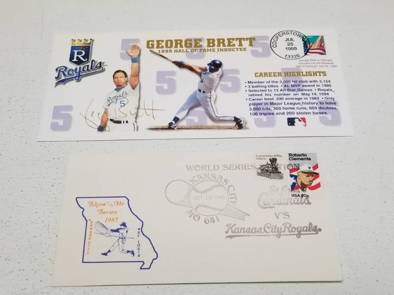 lot 1375 image: George Brett Hall of Fame & 1985 World Series Cachet Envelope Lot