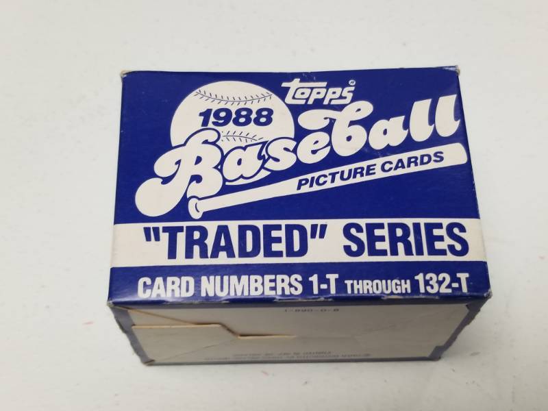 lot 1347 image: 1988 Topps Traded Baseball Complete 132 Card Sets Lot of 5 Total w USA Team Rookies