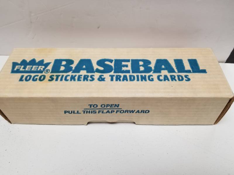 lot 1346 image: 1987 Fleer Baseball Complete 660 Card Set w Stickers Barry Bonds Bo Jackson