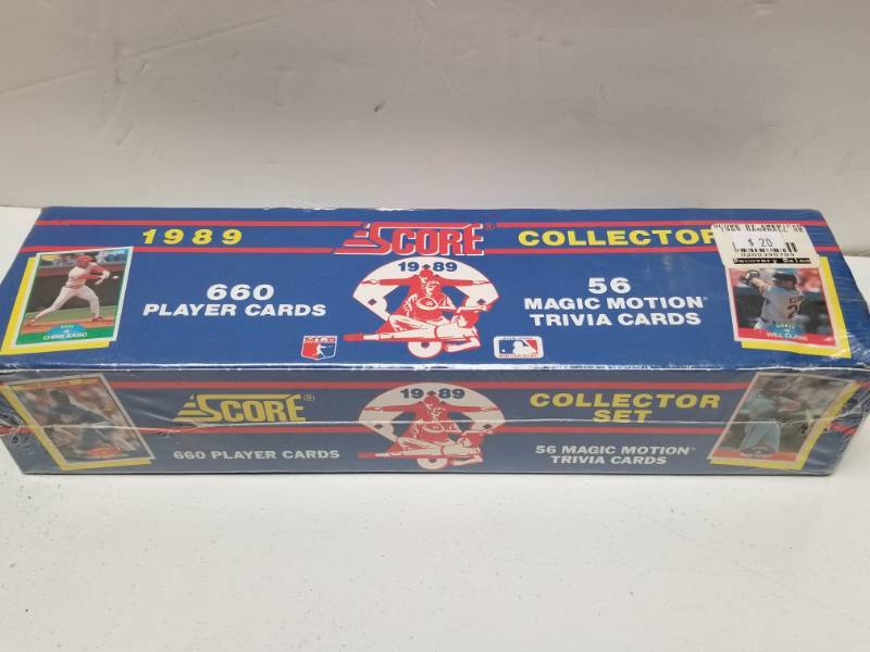 lot 1345 image: 1989 Score Baseball Complete 660 Card Factory Sealed Set w Motion Trivia Cards