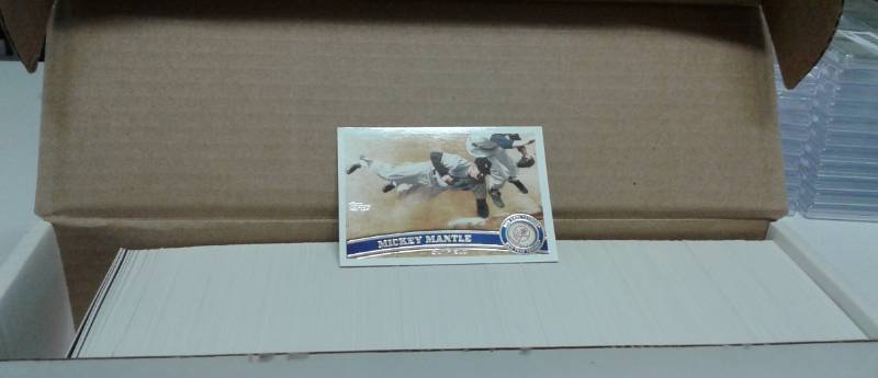 lot 1077 image: Complete 2011 Topps Set #1-660 Series 1 & 2 Complete Sets with Freddie Freeman & Chris Sale Rookies  more stars