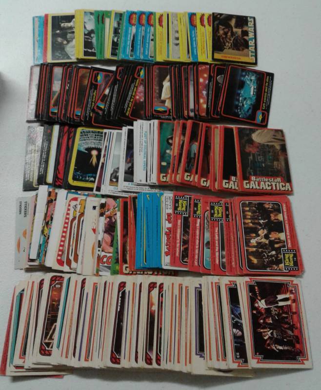lot 1092 image: Huge Lot of Hundreds of Vintage Non-Sports Trading Cards - Star Wars, Kiss, Battlestar Gallactica, Close Encounters, and More