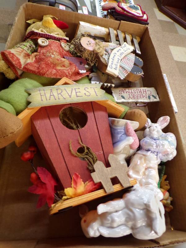 lot 6088 image: MISC. DECOR