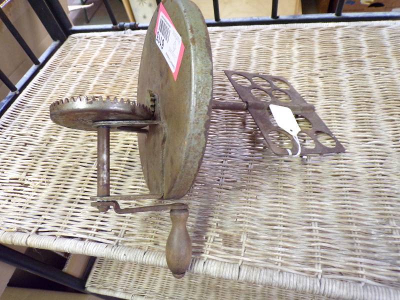 lot 6115 image: BUTTER CHURN PADDLE