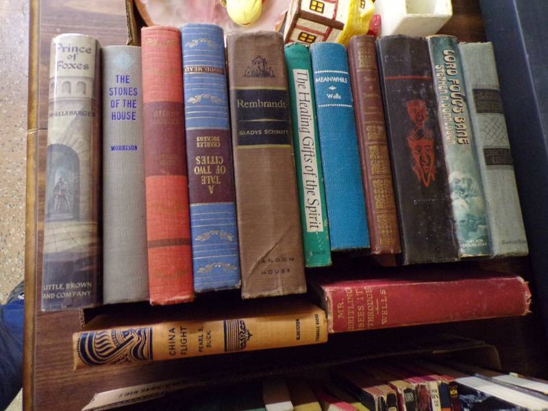 lot 6125 image: OLD BOOKS