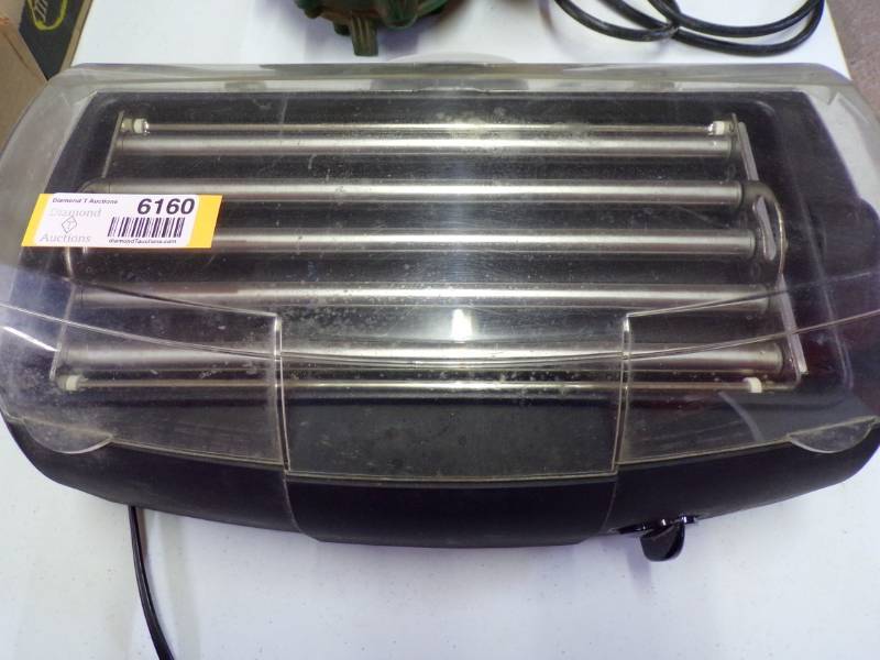 lot 6160 image: HOTDOG ROLLER