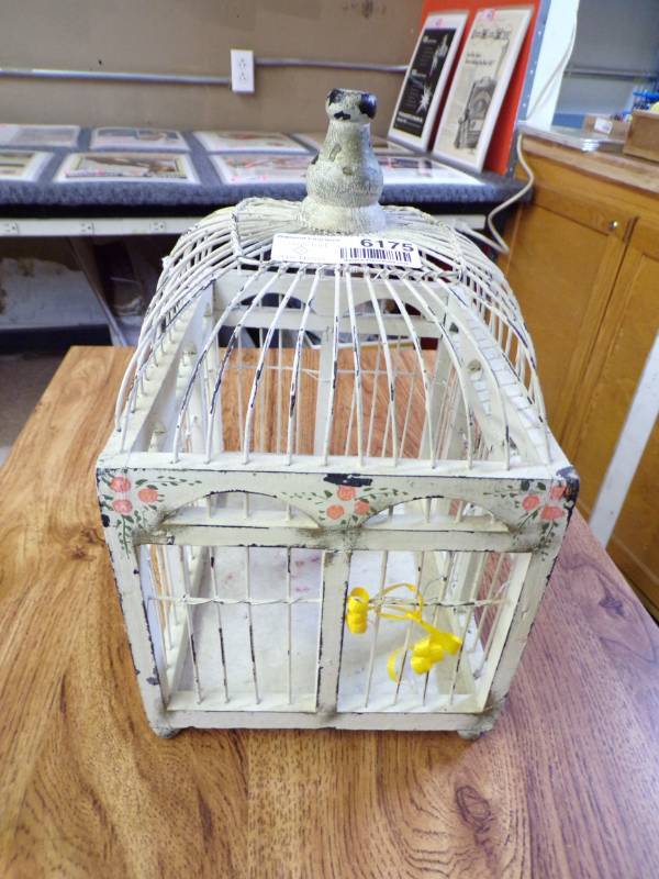 lot 6175 image: WOOD BIRD CAGE DECOR