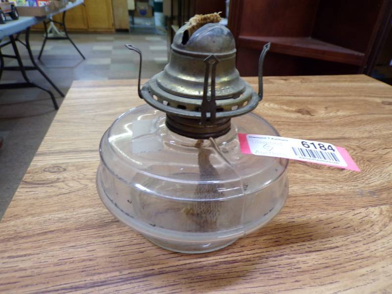 lot 6184 image: OIL LAMP