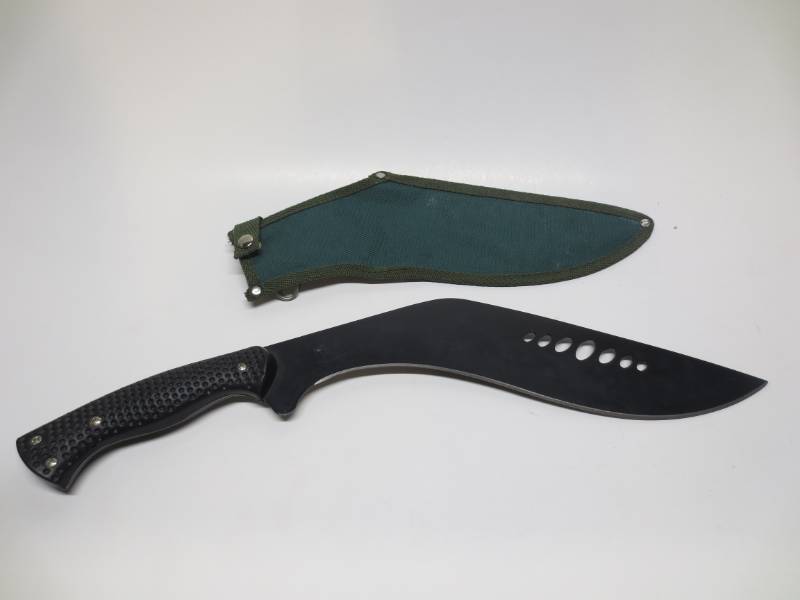 lot 1195 image: OutdoorSurvival Machete