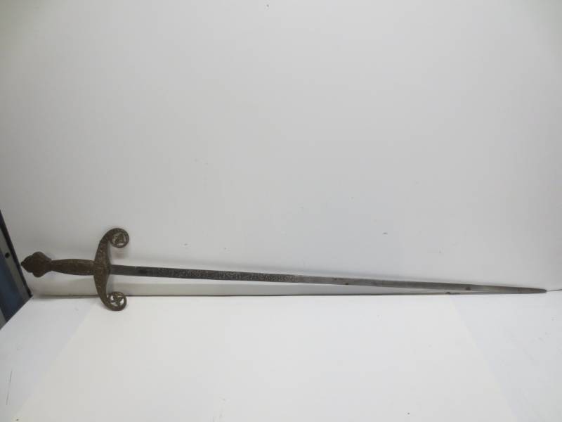 lot 1229 image: Old Decorative Sword (no markings)