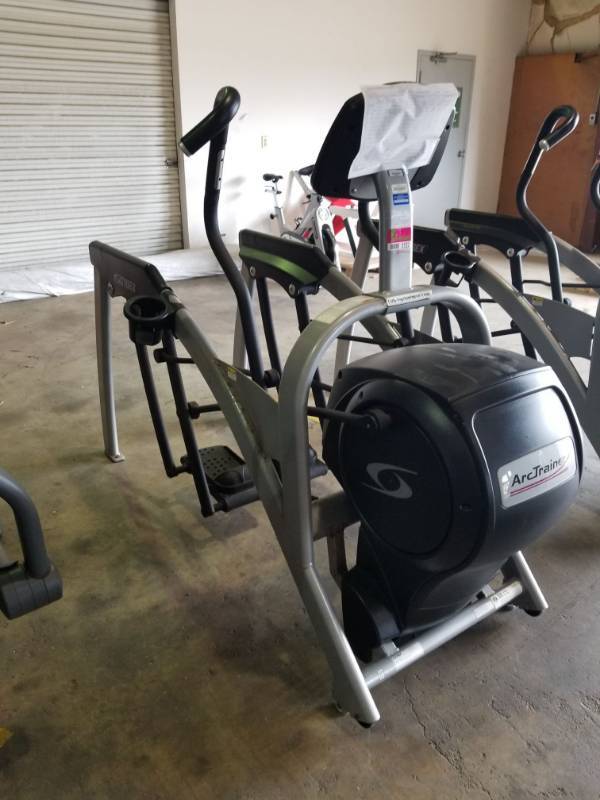 lot 3523 image: Cybex Arc Trainer 630A